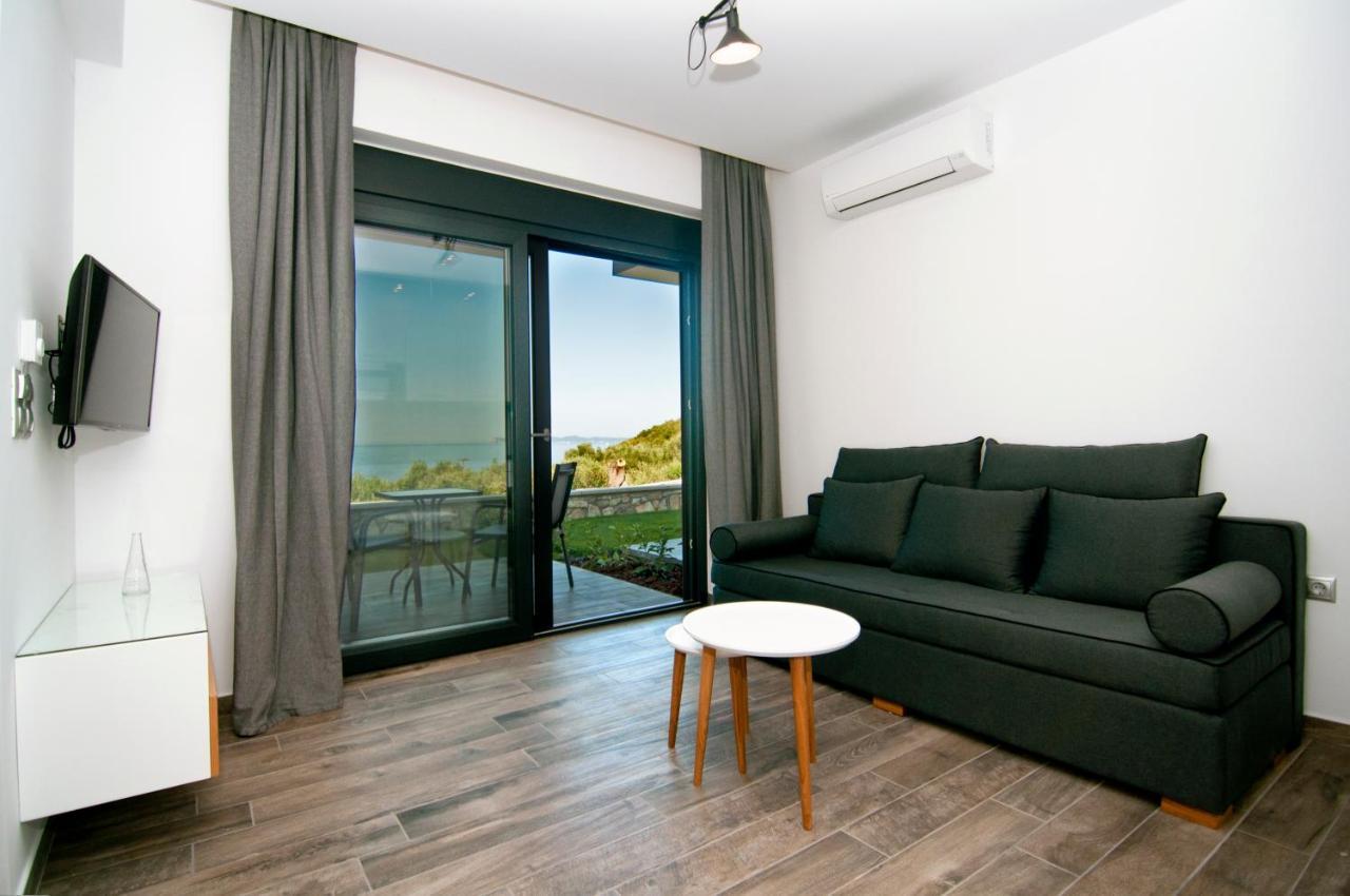 The View Hotel Sofas Coastal Retreat Perdika  Bagian luar foto