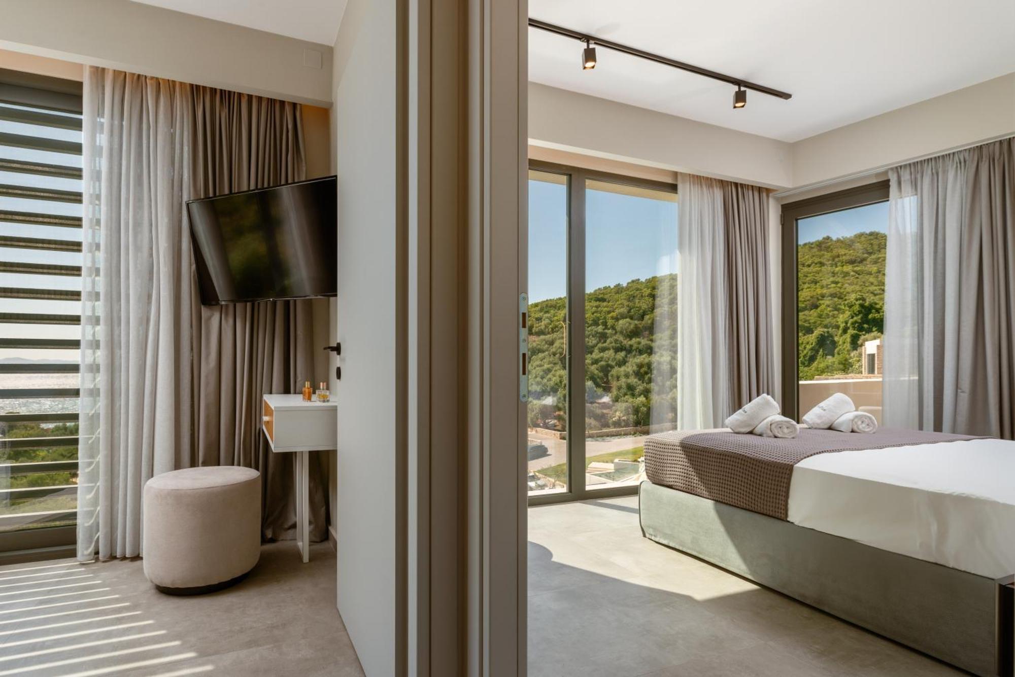 The View Hotel Sofas Coastal Retreat Perdika  Bagian luar foto